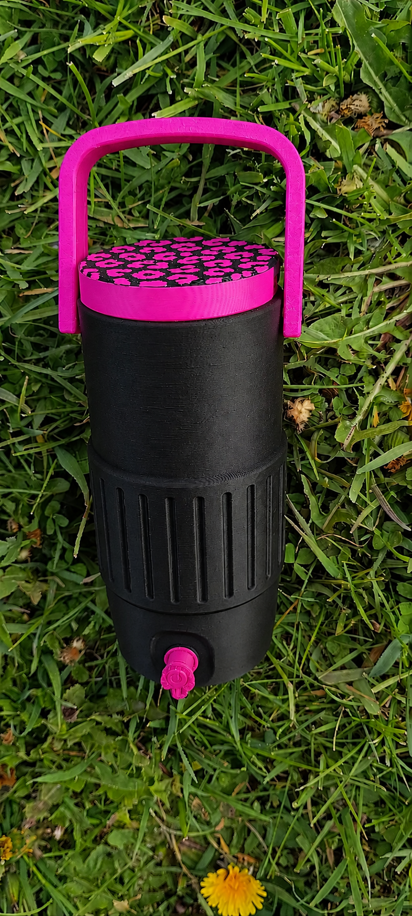 Animal Print 3d Can Holder